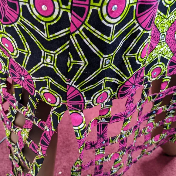 NWOT, AFRICAN PRINT DRESS SIZE 18. - Picture 11 of 15